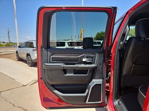New 2026 RAM 2500 Laramie AWD/4WD image 16