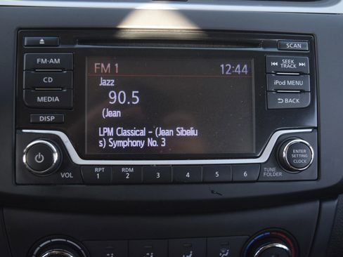 Used 2018 Nissan Sentra S w/ Protection Package image 9