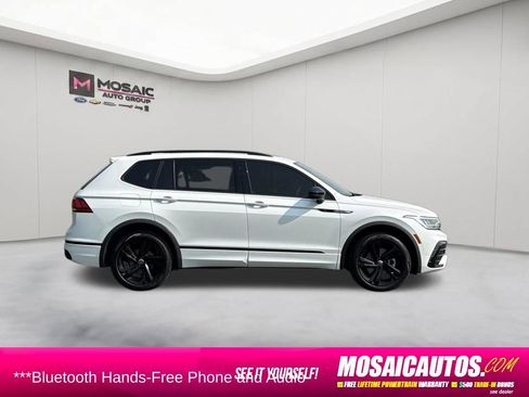 Used 2023 Volkswagen Tiguan SE R-Line AWD/4WD image 8