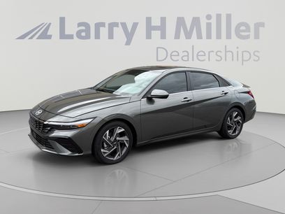 Certified 2024 Hyundai Elantra SEL w/ Convenience Package
