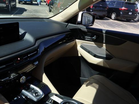 Used 2023 Acura MDX SH-AWD w/ Advance Package image 26