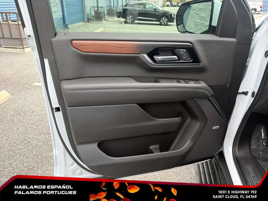 New 2026 GMC Yukon XL Denali w/ Denali Reserve Package AWD/4WD image 12