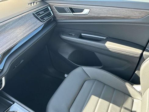 New 2026 Volkswagen Atlas SEL AWD/4WD image 28