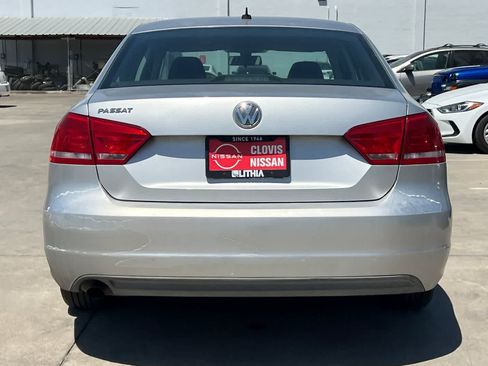 Used 2012 Volkswagen Passat 2.5 S FWD image 8