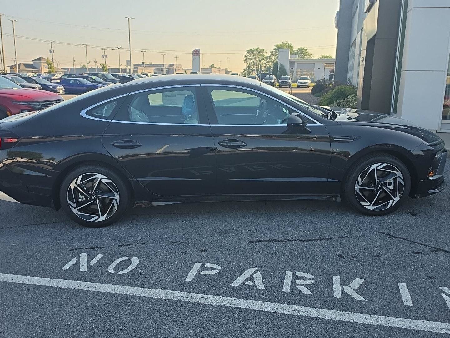 New 2026 Hyundai Sonata SEL AWD/4WD image 8