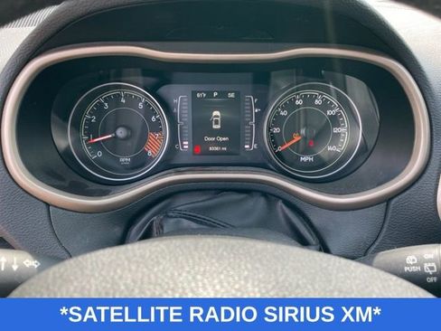 Used 2015 Jeep Cherokee Sport w/ Cold Weather Group AWD/4WD image 8