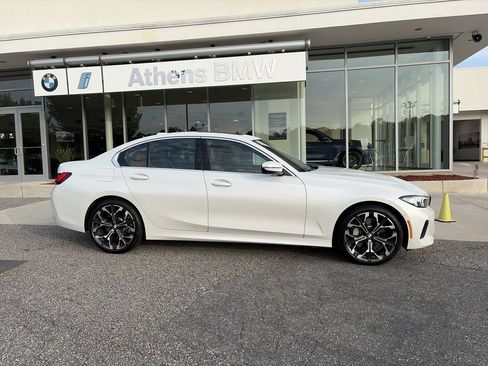 Used 2026 BMW 330i Sedan RWD image 9