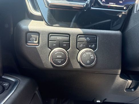 Used 2024 Chevrolet Silverado 1500 LT AWD/4WD image 24