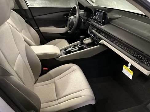 Used 2024 Honda Accord LX image 49
