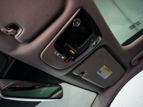 Used 2023 Kia Sorento SX image 29