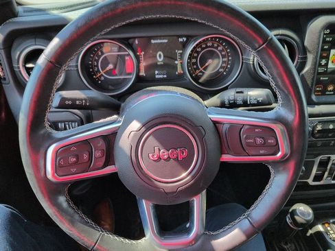 Used 2021 Jeep Wrangler Unlimited Sahara AWD/4WD image 12