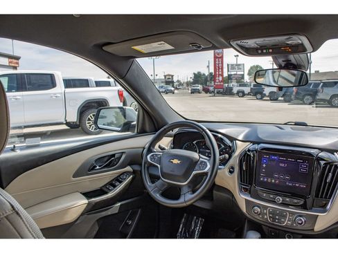 Used 2023 Chevrolet Traverse LT w/ LPO, Cargo Package AWD/4WD image 22