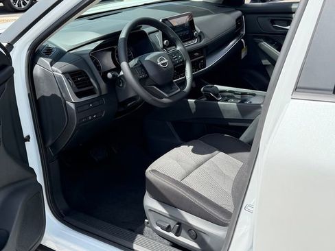 New 2026 Nissan Rogue SV FWD image 11