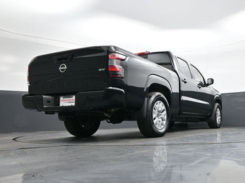 Used 2024 Nissan Frontier SV image 33