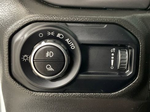 Used 2023 Jeep Gladiator Sport image 20