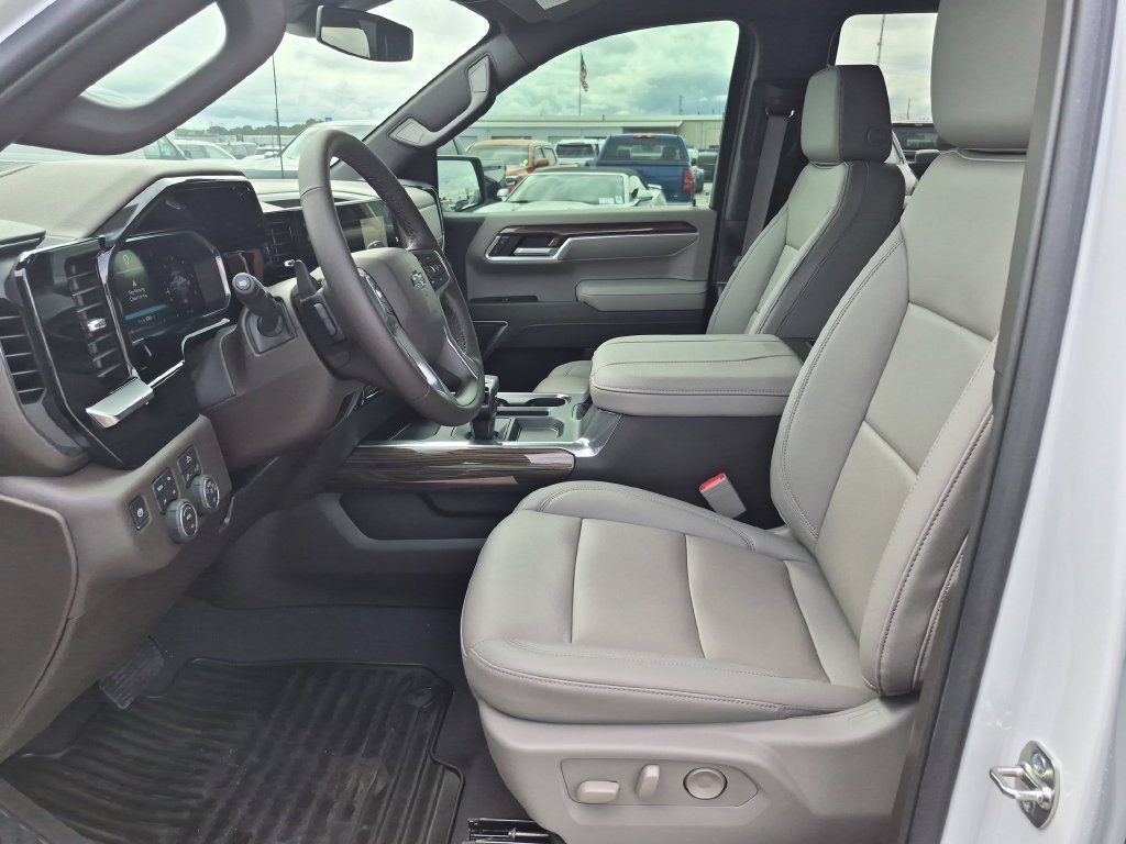 New 2026 Chevrolet Silverado 1500 RST w/ Convenience Package II AWD/4WD image 18