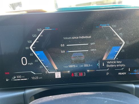 Certified 2023 BMW 330e w/ M Sport Package image 22