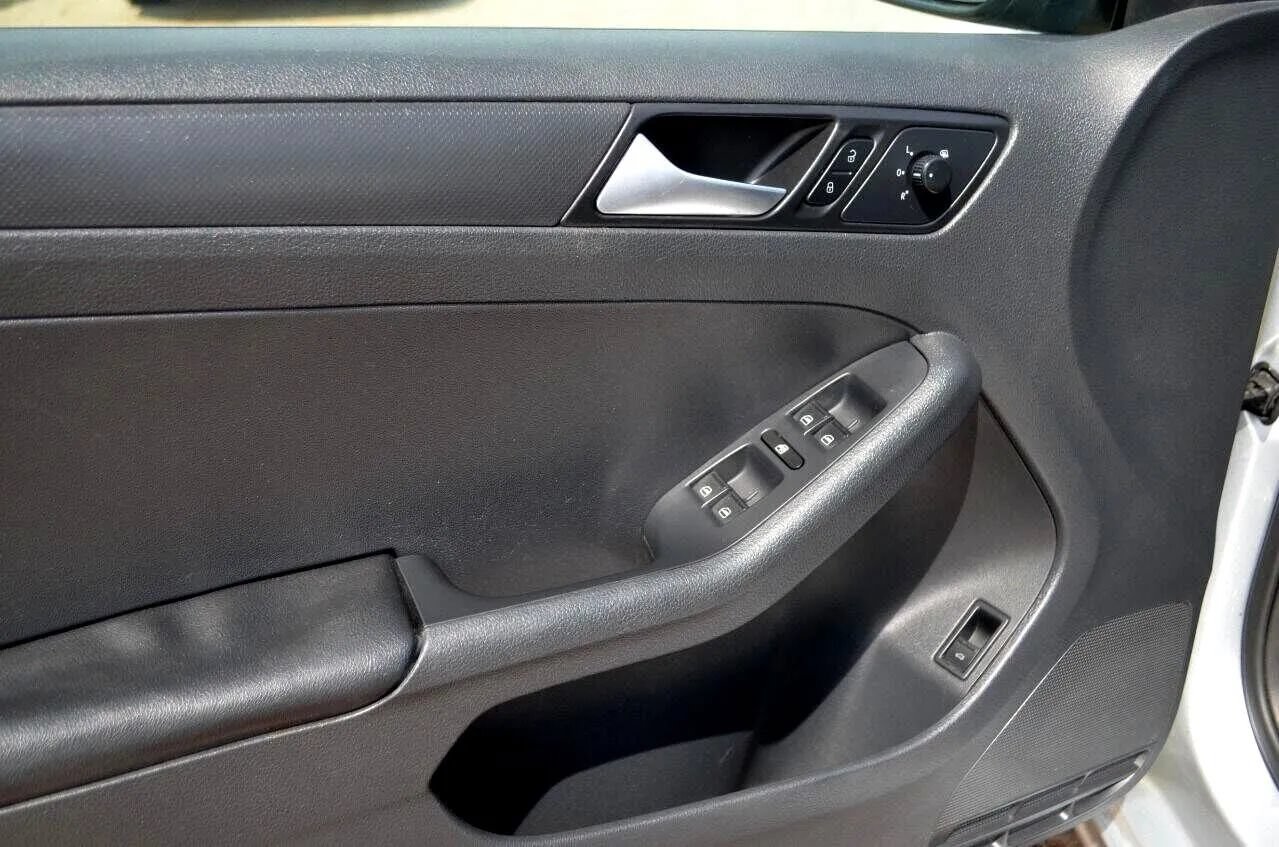 Used 2014 Volkswagen Jetta S FWD image 27