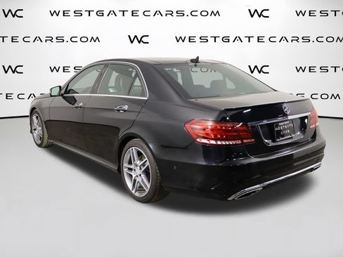Used 2014 Mercedes-Benz E 550 4MATIC Sedan image 40