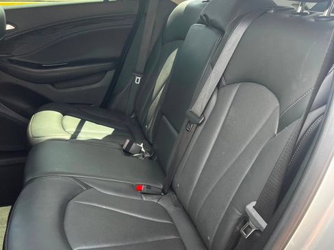 Used 2017 Buick Envision Essence FWD image 17