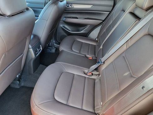 New 2025 MAZDA CX-5 Signature image 36