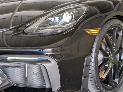 Certified 2023 Porsche 718 Cayman GT4 RWD image 13