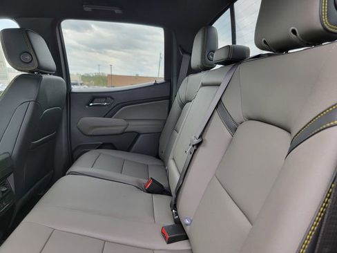 New 2026 Chevrolet Colorado ZR2 AWD/4WD image 14