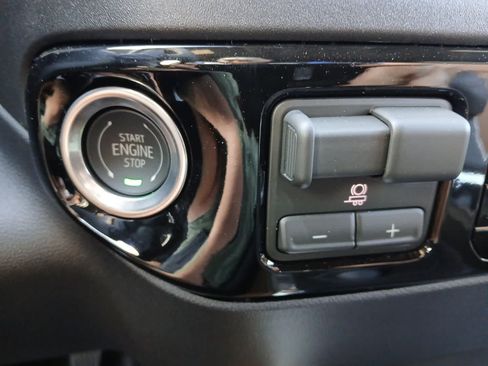 New 2026 Chevrolet Silverado 1500 High Country w/ High Country Premium Package AWD/4WD image 70