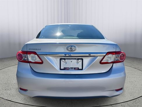 Used 2012 Toyota Corolla L FWD image 22