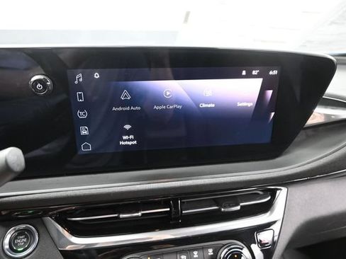 Used 2024 Buick Envista Sport Touring w/ Convenience I Package FWD image 32