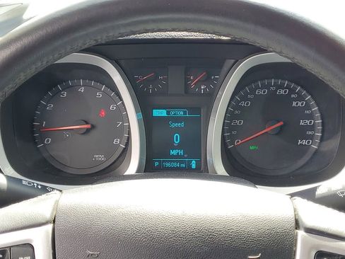 Used 2017 Chevrolet Equinox LT w/ Convenience Package image 11