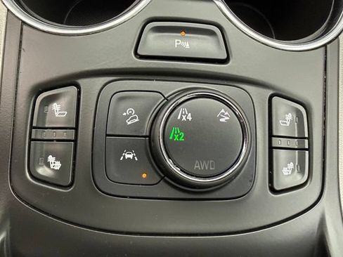 Used 2023 GMC Terrain SLT w/ Infotainment Package II AWD/4WD image 22