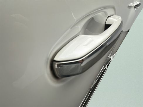 Used 2018 Lexus GX 460 Premium w/ Premium Package image 5