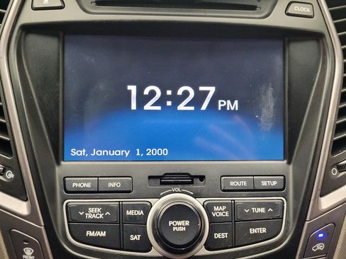 Used 2015 Hyundai Santa Fe Limited w/ Option Group 04 image 25