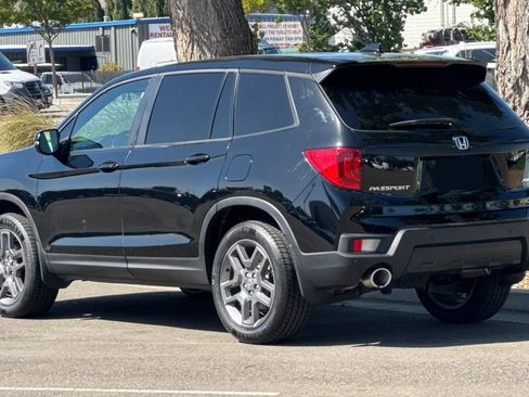 Used 2023 Honda Passport EX-L image 5