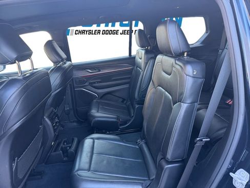 Used 2023 Jeep Grand Cherokee L Overland image 36