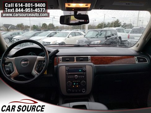Used 2012 GMC Yukon XL SLT w/ Regional Value Package image 13