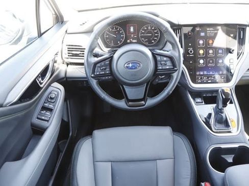 Used 2025 Subaru Outback Onyx Edition AWD/4WD image 19