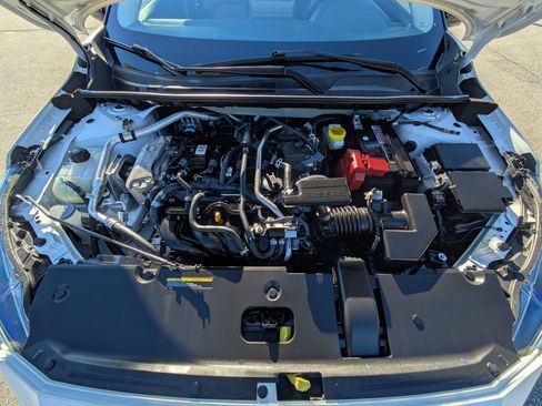 Used 2024 Nissan Sentra SR w/ SR Premium Package image 30