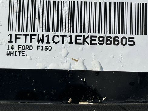 Used 2014 Ford F150 Lariat w/ Lariat Chrome Package image 25