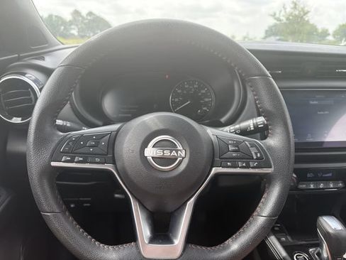 Used 2024 Nissan Kicks SR FWD image 23