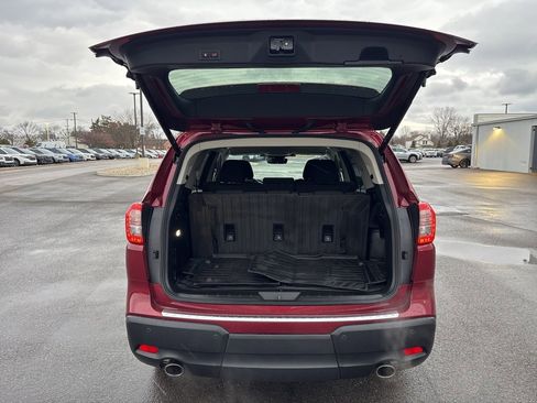 Certified 2025 Subaru Ascent Premium image 7