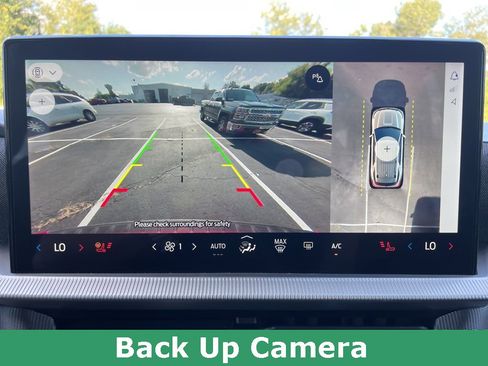 Used 2025 Ford Explorer ST-Line image 33