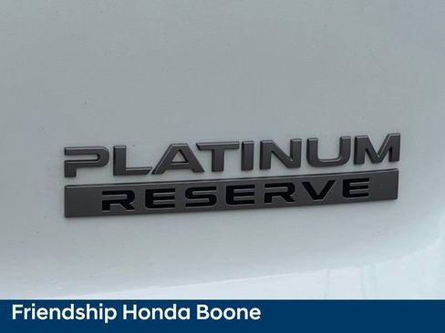 Used 2025 Nissan Armada Platinum Reserve AWD/4WD image 11