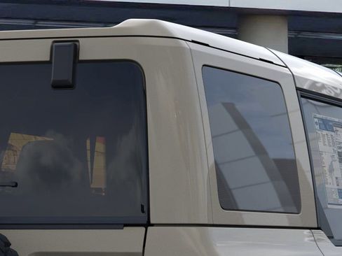 New 2026 Ford Bronco Badlands image 25