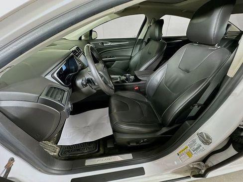 Used 2014 Ford Fusion Titanium image 21