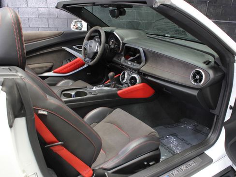 Used 2023 Chevrolet Camaro ZL1 image 43