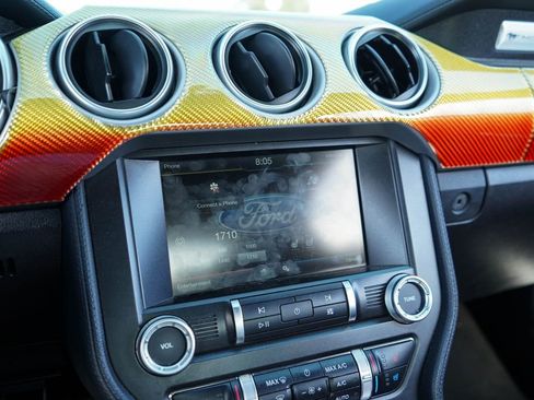 Used 2019 Ford Mustang Premium image 20