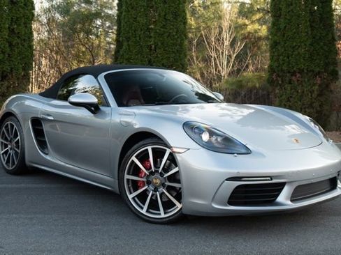 Used 2020 Porsche 718 Boxster S image 6