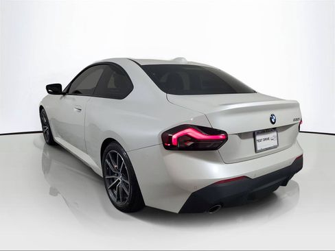 Used 2024 BMW 230i Coupe w/ Convenience Package RWD image 4